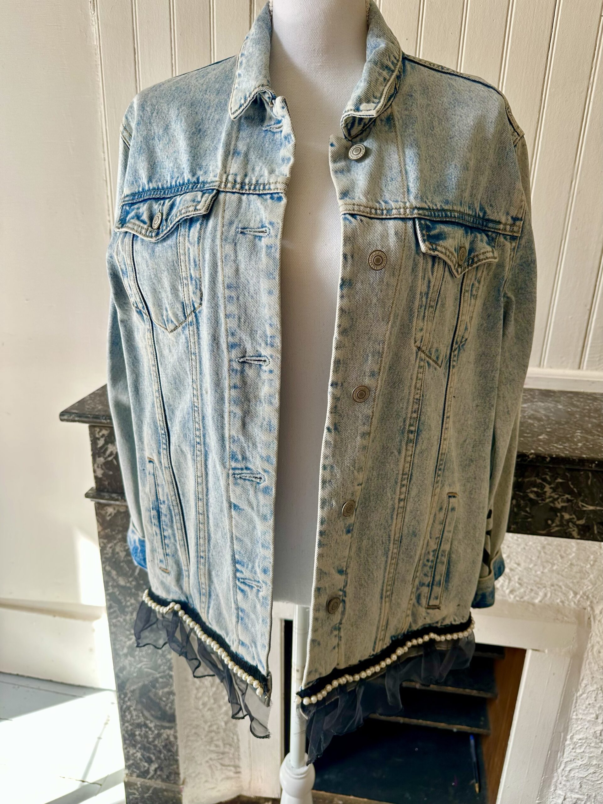 Queen Jacket - Image 6