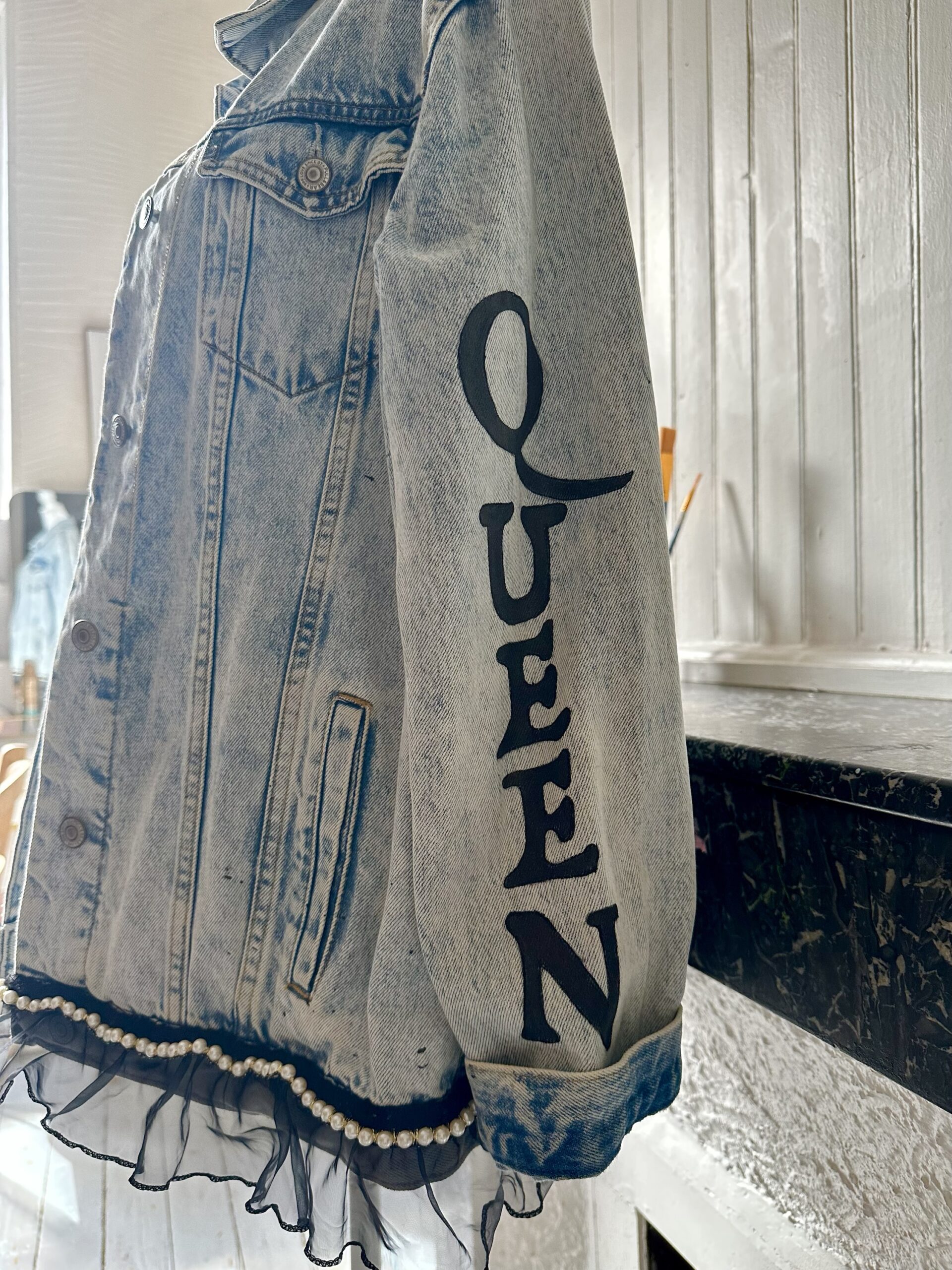 Queen Jacket - Image 5