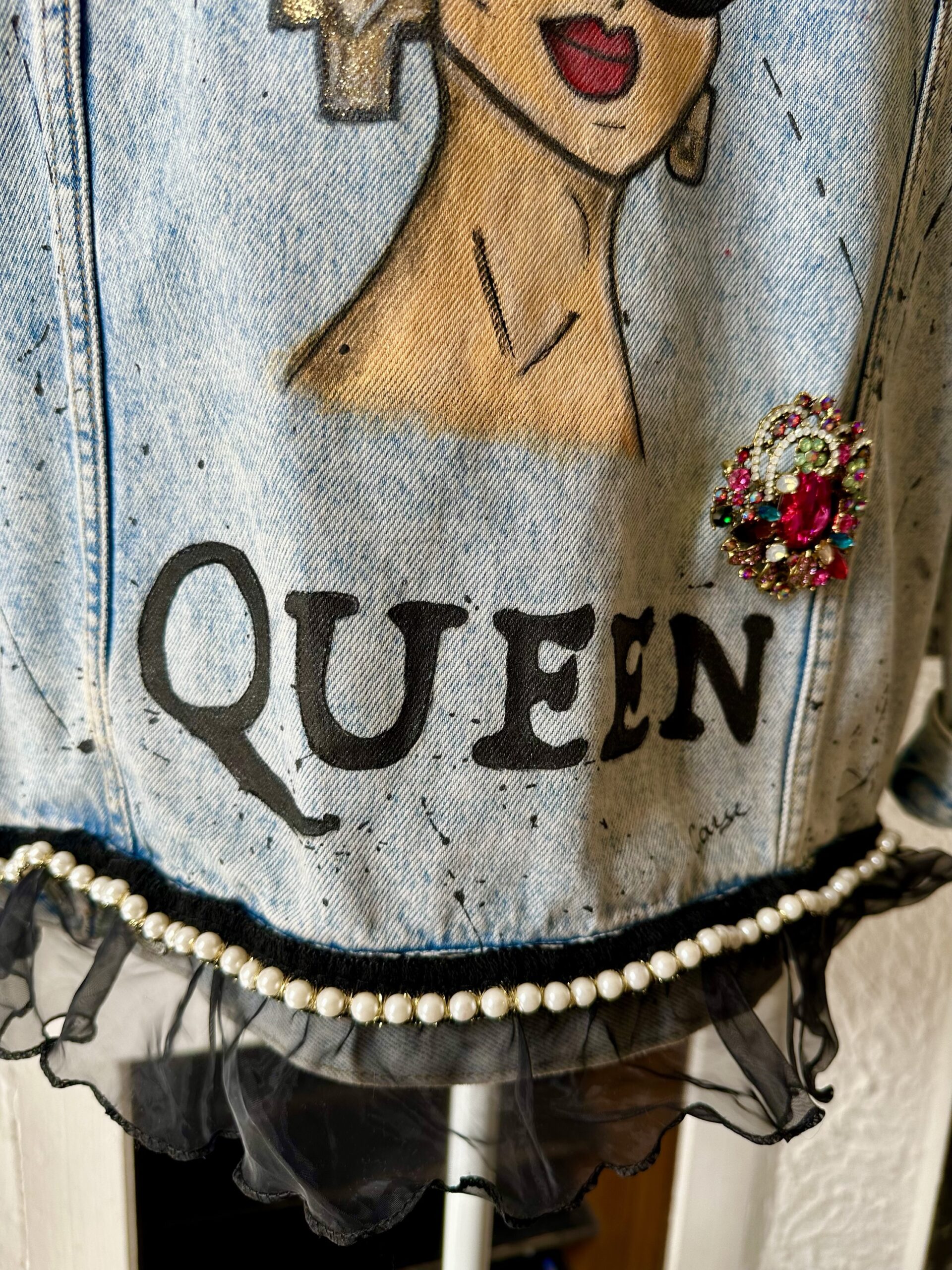 Queen Jacket - Image 12