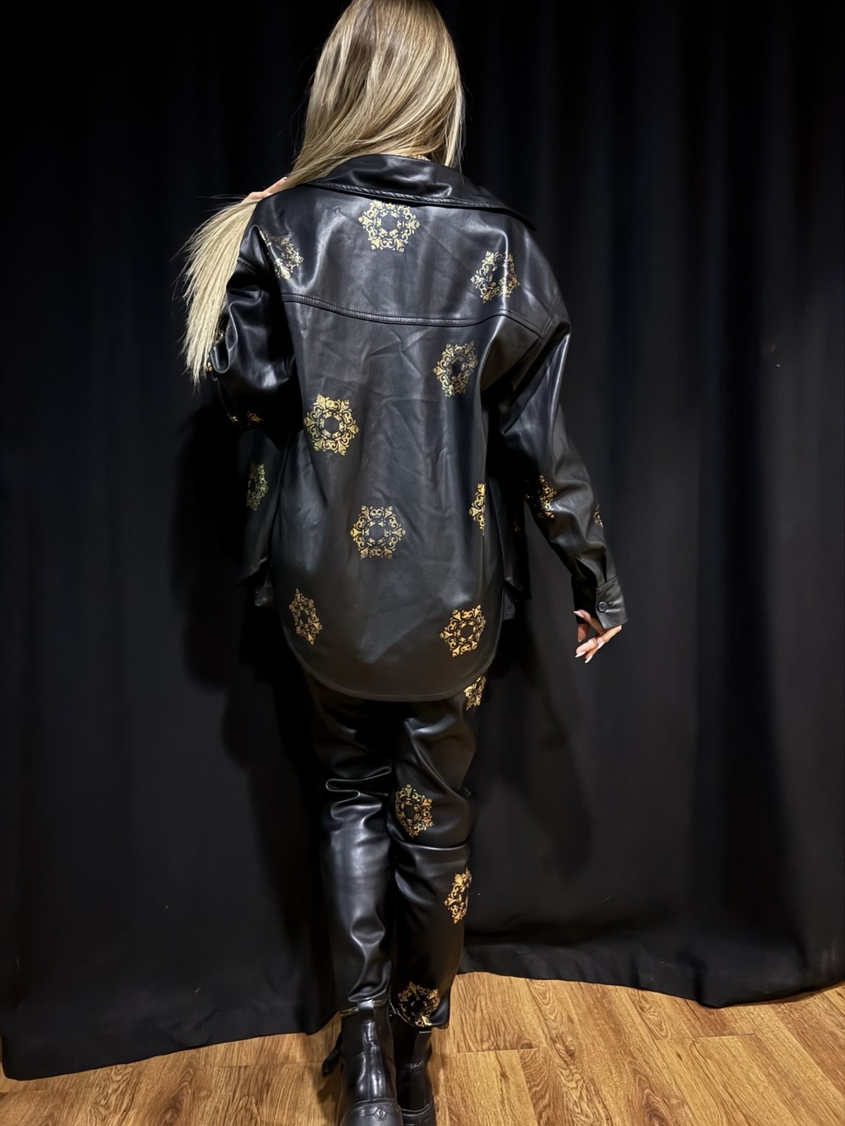 Custom-Designed leather set - Image 7