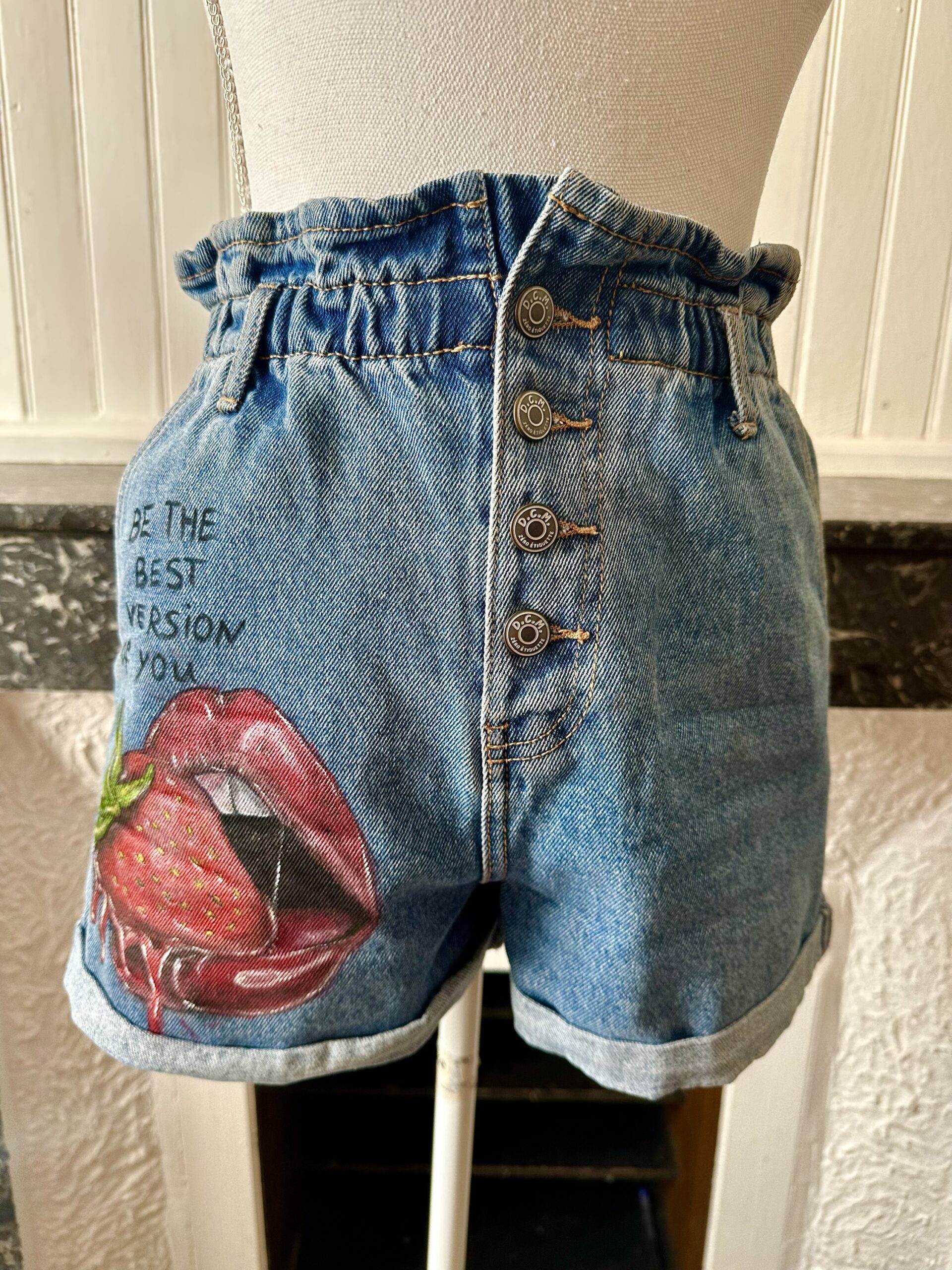 🍓Strawberry Denim Shorts