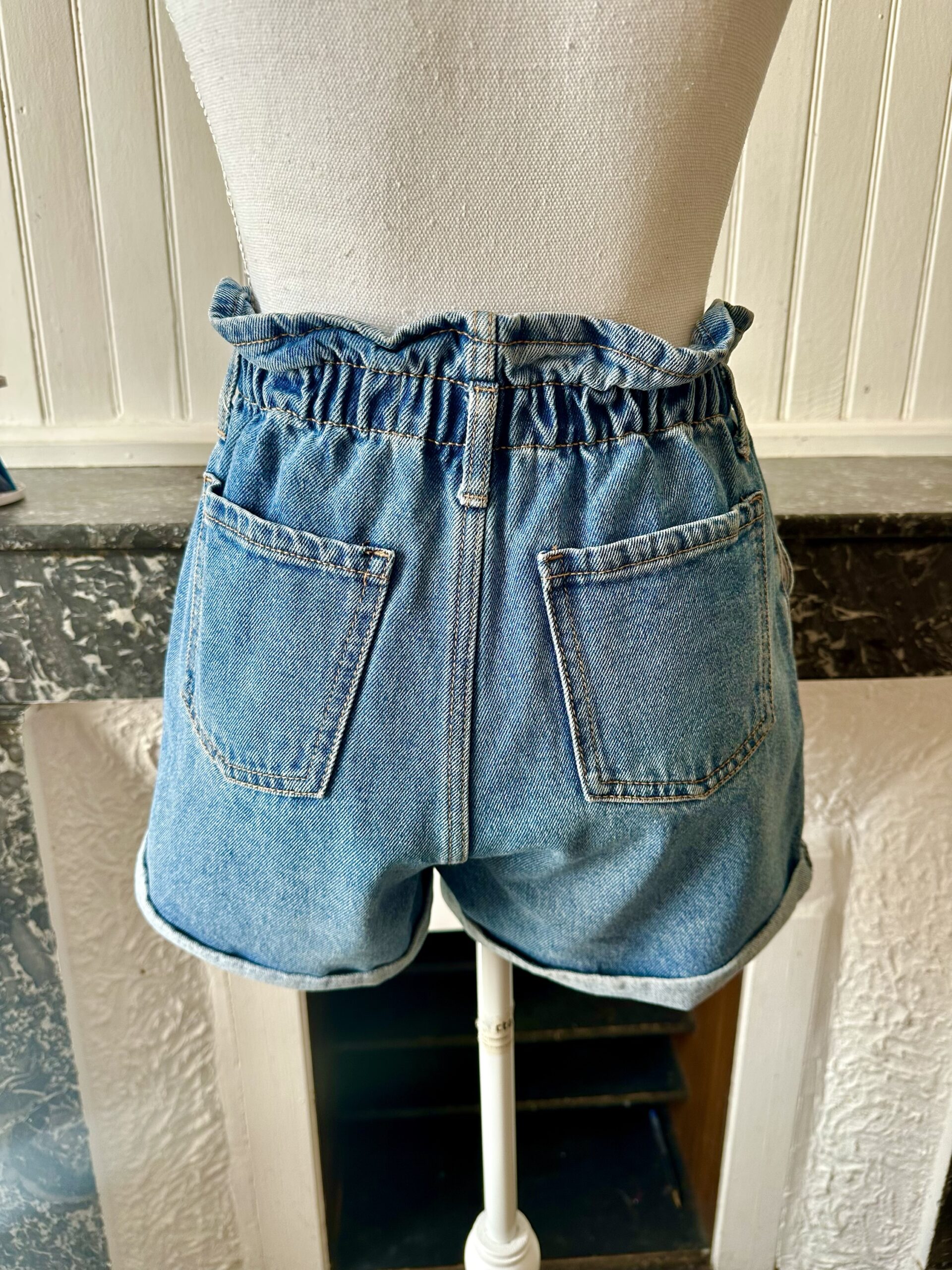 🍓Strawberry Denim Shorts - Image 4
